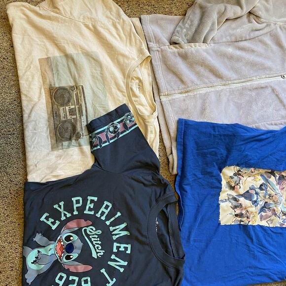 Teen Girl M/L TShirts Jacket LotOf4 Anime Stitch OldNavy Disney So Spring Summer - Picture 2 of 5